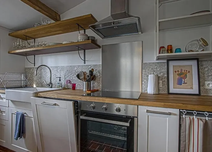 Cassandre's House Garden & Private Parking * Formigny